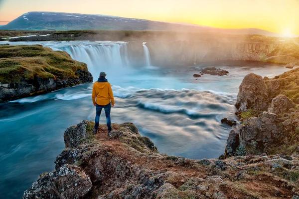 10 Hidden Gems Around the World for Your Next Adventure